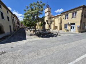 La placette du village